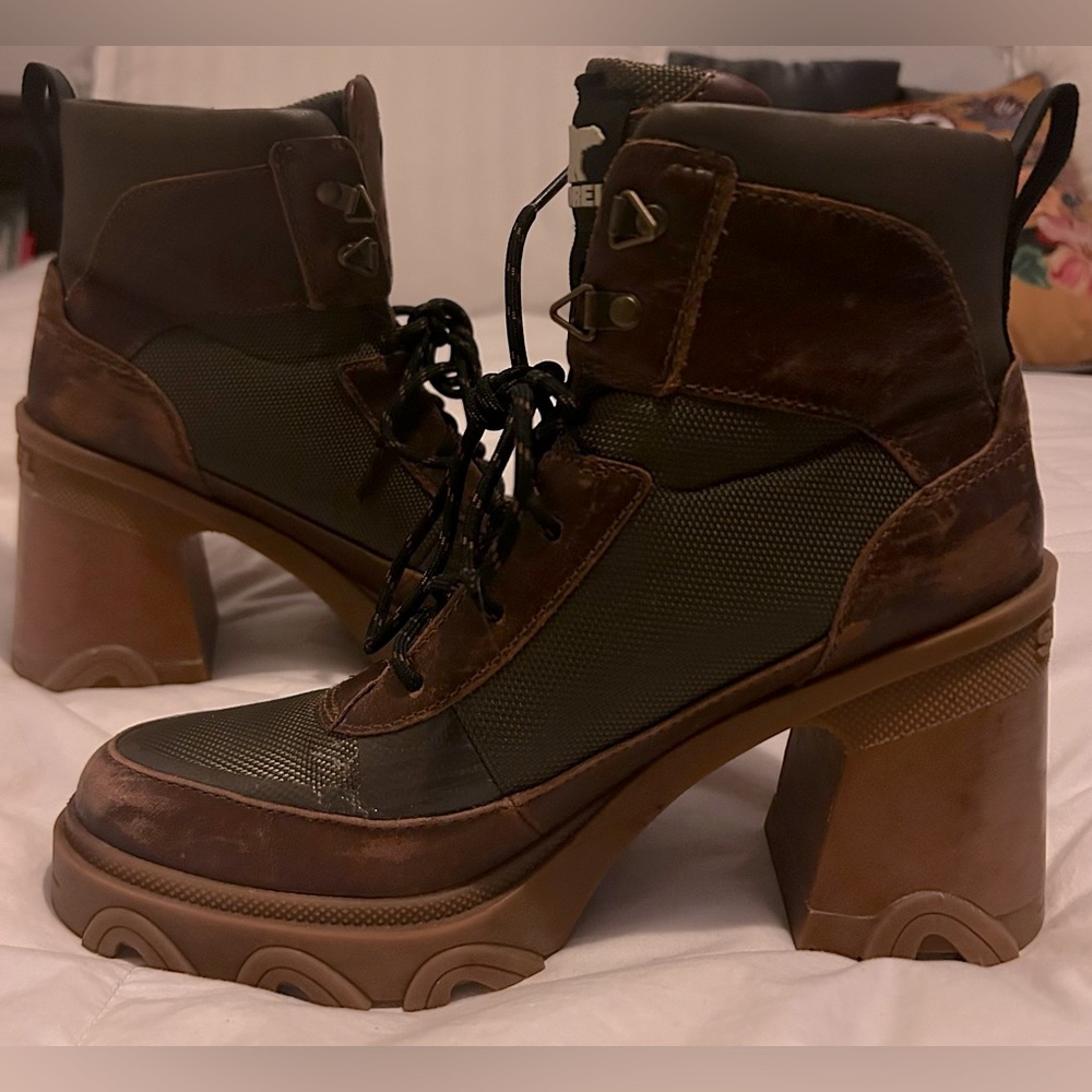 SOREL | Waterproof | Gently Worn